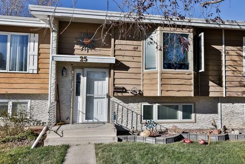 25 Selkirk Rd W, Lethbridge, AB, T1K4N4 | Card Image