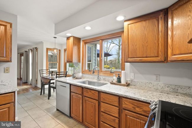 12007 Briar Patch Rd, House other with 4 bedrooms, 3 bathrooms and null parking in HUME VA | Image 14