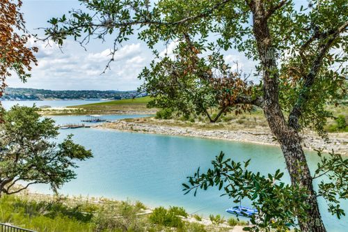 1307 Osprey Ridge Loop, Lago Vista, TX, 78645-8019 | Card Image