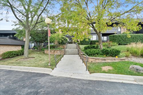 unit-201-1265 N Sterling Ave, Palatine, IL, 60067-1928 | Card Image