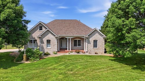 5097 N Village Dr, Leesburg, IN, 46538-8882 | Card Image