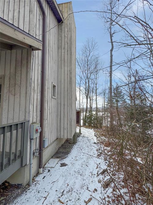 119 Sleepy Hollow Rd, ATHENS, NY, 12015-2516 | Card Image