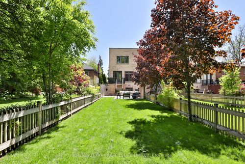 176 Lawrence Ave E, Toronto, ON, M4N1T1 | Card Image