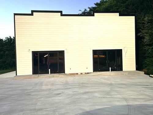 913 S College St, Winchester, TN, 37398-2215 | Card Image