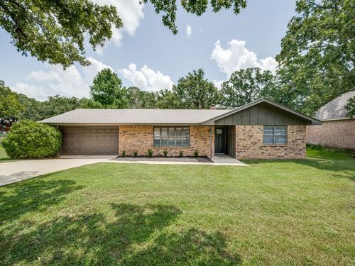 3103 S Garland St, Decatur, TX, 76234-4060 | Card Image