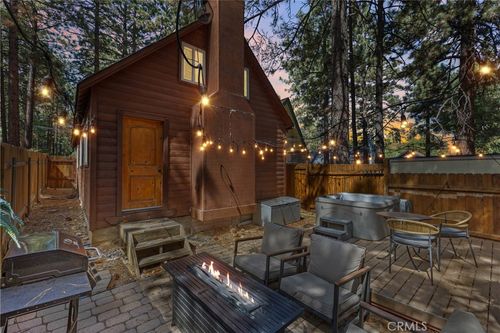 317 Moreno Ln, Sugarloaf, CA, 92386-9758 | Card Image