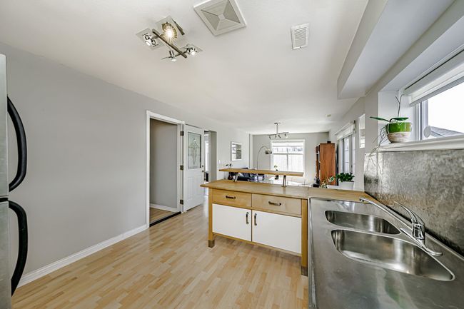 124 Evergreen Cres, House other with 5 bedrooms, 3 bathrooms and 4 parking in Anmore BC | Image 27