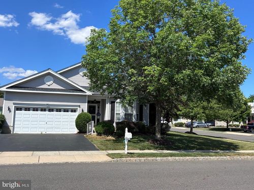 25 Chamber Ln, Columbus, NJ, 08022-2314 | Card Image