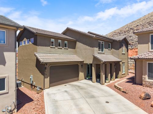 438 N Stone Mountain Dr, St George, UT, 84770-5044 | Card Image