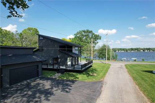 1652 Jersey St, Lake Milton, OH, 44429-9706 | Card Image