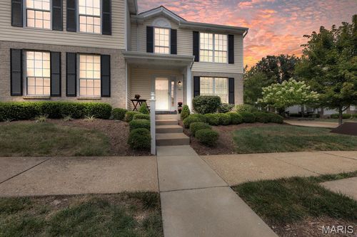 101 Carriage View Dr, Wildwood, MO, 63040-1426 | Card Image