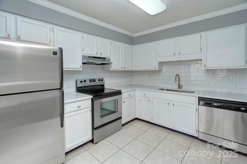 apt-b-6510 Clavell Ln, Charlotte, NC, 28210-4076 | Card Image