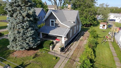 421 Monroe St, Port Clinton, OH, 43452-1837 | Card Image