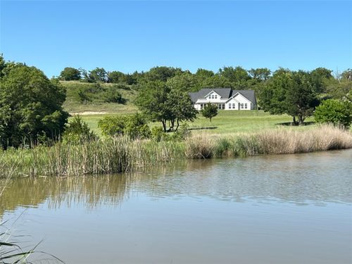 236 Star Mann Rd, Saint Jo, TX, 76265-3205 | Card Image