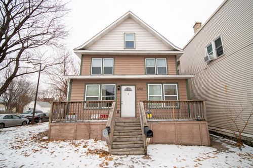 690 Western Avenue N, Saint Paul, MN, 55103 | Card Image