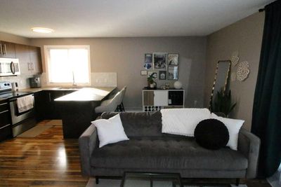 301 - 1810 16 St Sw, Condo with 1 bedrooms, 1 bathrooms and 1 parking in Calgary AB | Image 2