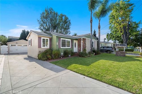 330 S Myrtle Ave, Tustin, CA, 92780-2913 | Card Image