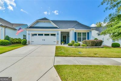 5883 Maple Bluff Way, House other with 3 bedrooms, 3 bathrooms and 2 parking in Hoschton GA | Image 2