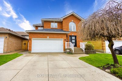 492 Stone Church Rd E, House other with 4 bedrooms, 3 bathrooms and 6 parking in Hamilton ON | Image 1