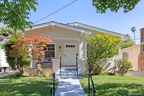 712 E 5th Ave, San Mateo, CA, 94402-1305 | Card Image