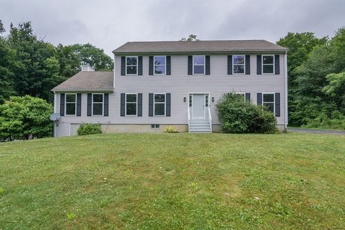 27 South St, Blandford, MA, 01008-9504 | Card Image