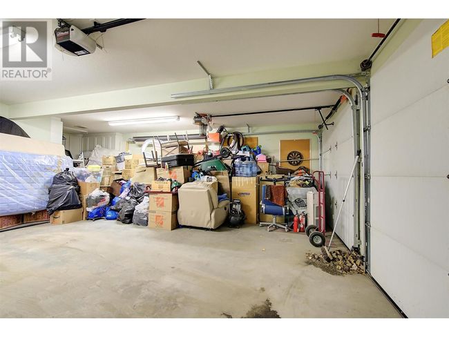 215 Arab Rd, House other with 8 bedrooms, 6 bathrooms and 5 parking in Kelowna BC | Image 56