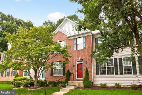 2444 Astrid Ct, BROOKEVILLE, MD, 20833-3252 | Card Image