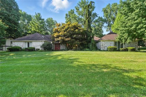 328 Shadywood Dr, Dayton, OH, 45415-1239 | Card Image