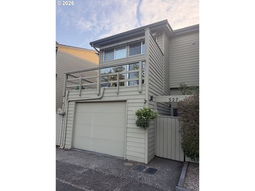 327 Country Club Rd, Eugene, OR, 97401-2279 | Card Image