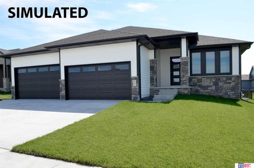 9345 Castle Pine Dr, Lincoln, NE, 68516-6395 | Card Image