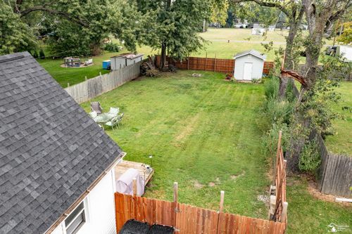 153 E Vesey St, Petersburg, MI, 49270-9358 | Card Image