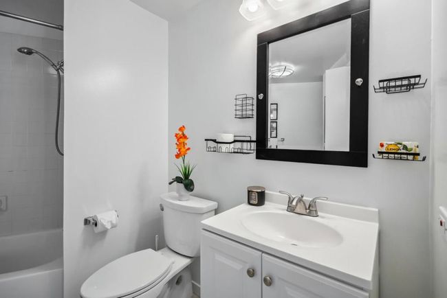 APT-2801 - 6363 Christie Ave, Condo with 1 bedrooms, 1 bathrooms and 1 parking in Emeryville CA | Image 22