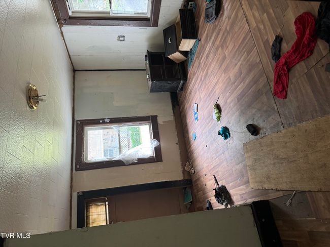 11985 Tazewell Rd, House other with 3 bedrooms, 1 bathrooms and null parking in Coeburn VA | Image 4