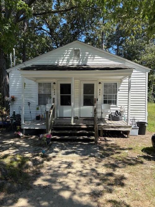 409 Thomas St, Franklin, VA, 23851-2611 | Card Image