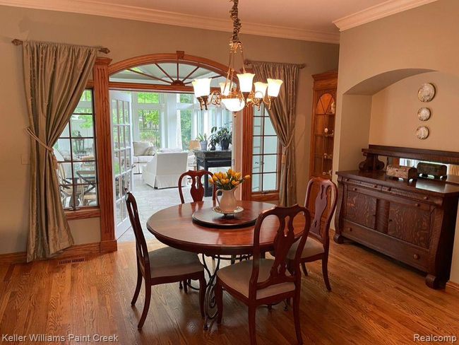Dining room. | Image 4