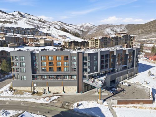 203-2670 Canyons Resort Dr, Park City, UT, 84098-1271 | Card Image