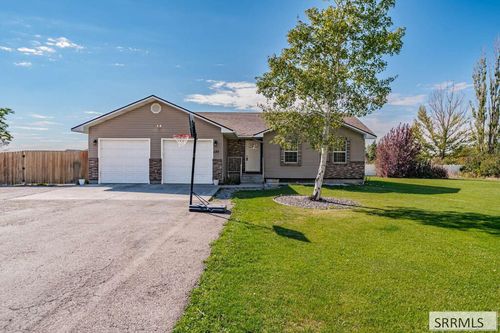 137 N 4000 E, Rigby, ID, 83442-5777 | Card Image