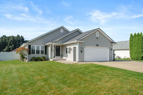 5984 Clover Meadows Ave, Scotts, MI, 49088-7718 | Card Image