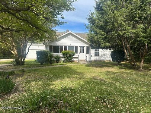 6885 Nc Highway 211, West End, NC, 27376-9013 | Card Image