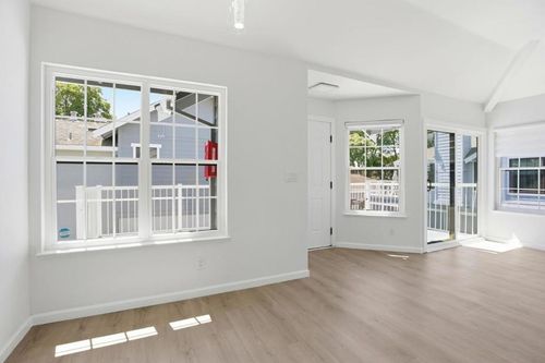 1920 Vista Cay, San Mateo, CA, 94404-2412 | Card Image