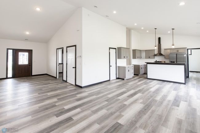 Great Room | Image 15