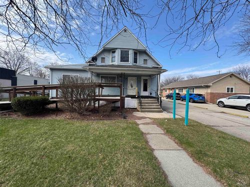 2911 Court St, Saginaw, MI, 48602-3662 | Card Image