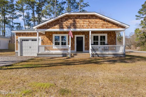 333 N Dyson St, Holly Ridge, NC, 28445-7699 | Card Image