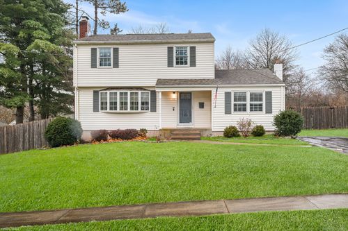85 Aspen Dr, Middletown, CT, 06457-2017 | Card Image