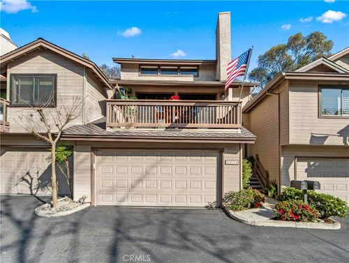 2074 Meadow View Ln, Costa Mesa, CA, 92627-4052 | Card Image