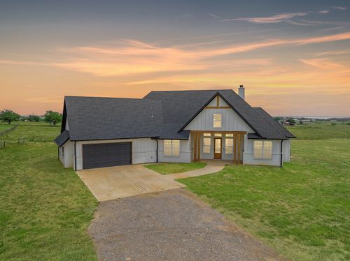 2056 Huling Rd, Sanger, TX, 76266-3305 | Card Image
