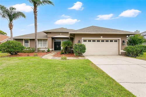 8044 Canyon Lake Cir, ORLANDO, FL, 32835-5371 | Card Image