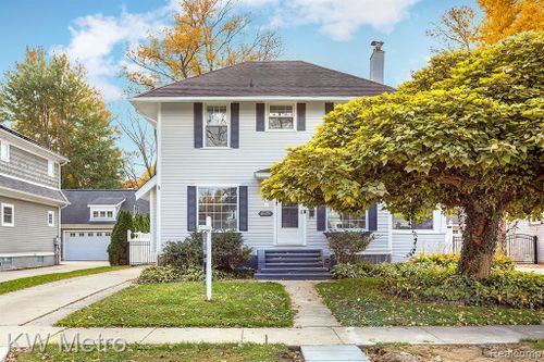 1829 Sycamore Avenue, Royal Oak, MI, 48073 | Card Image