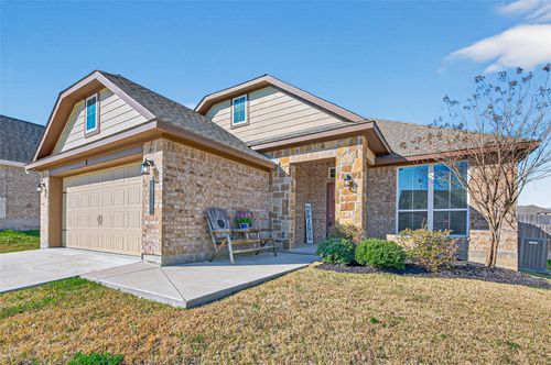 917 Farm Path, Brenham, TX, 77833-2091 | Card Image