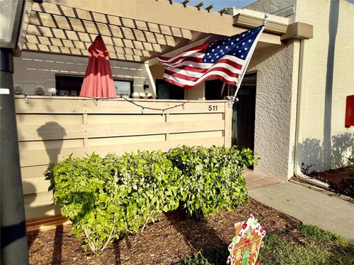 511-511 Lakeside Dr, BRADENTON, FL, 34210-3040 | Card Image